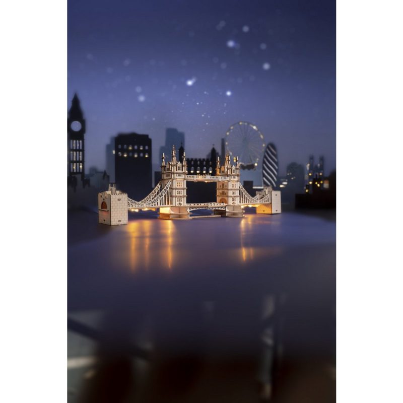 Robotime Tower Bridge inkl. Beleuchtung bei Nacht
