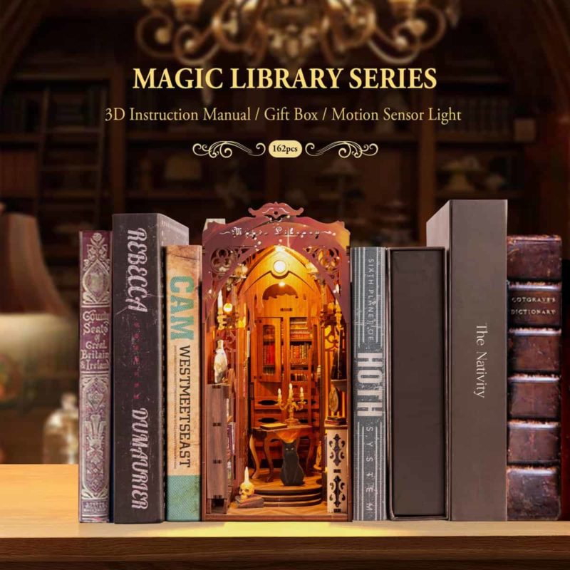 Buchstütze Magic Library Atmosphäre