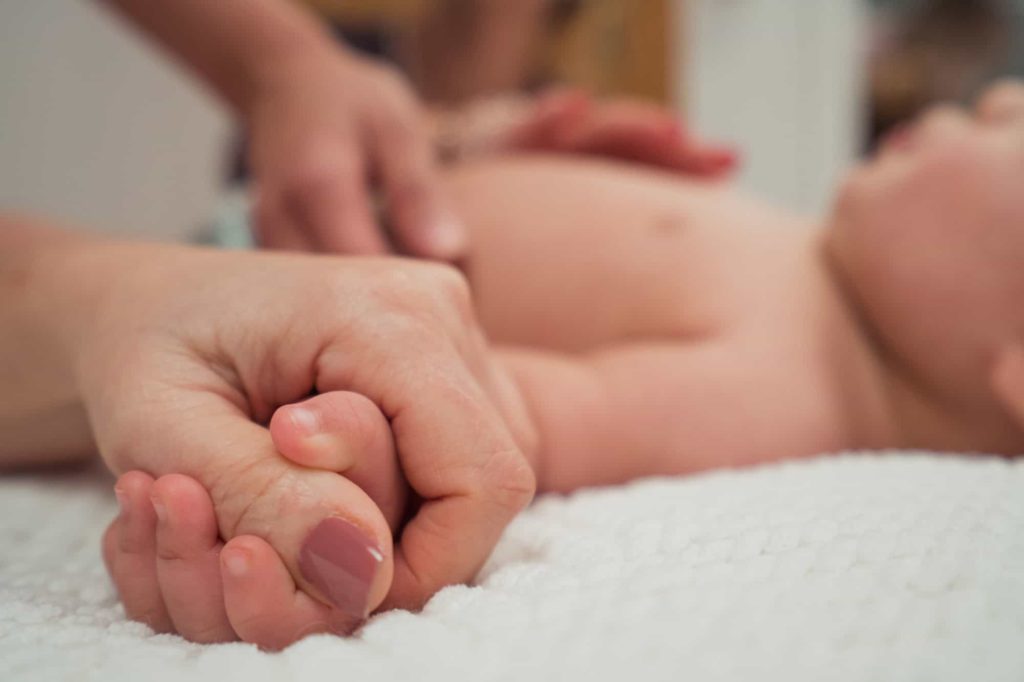 Die Vorteile der Baby Massage erfaehrst Du bei Wiladu